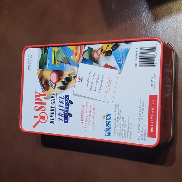 I Spy Memory Game Travel Edition In Tin Scholastic Briarpatch 2010 Riddles VGUC - Picture 2 of 4